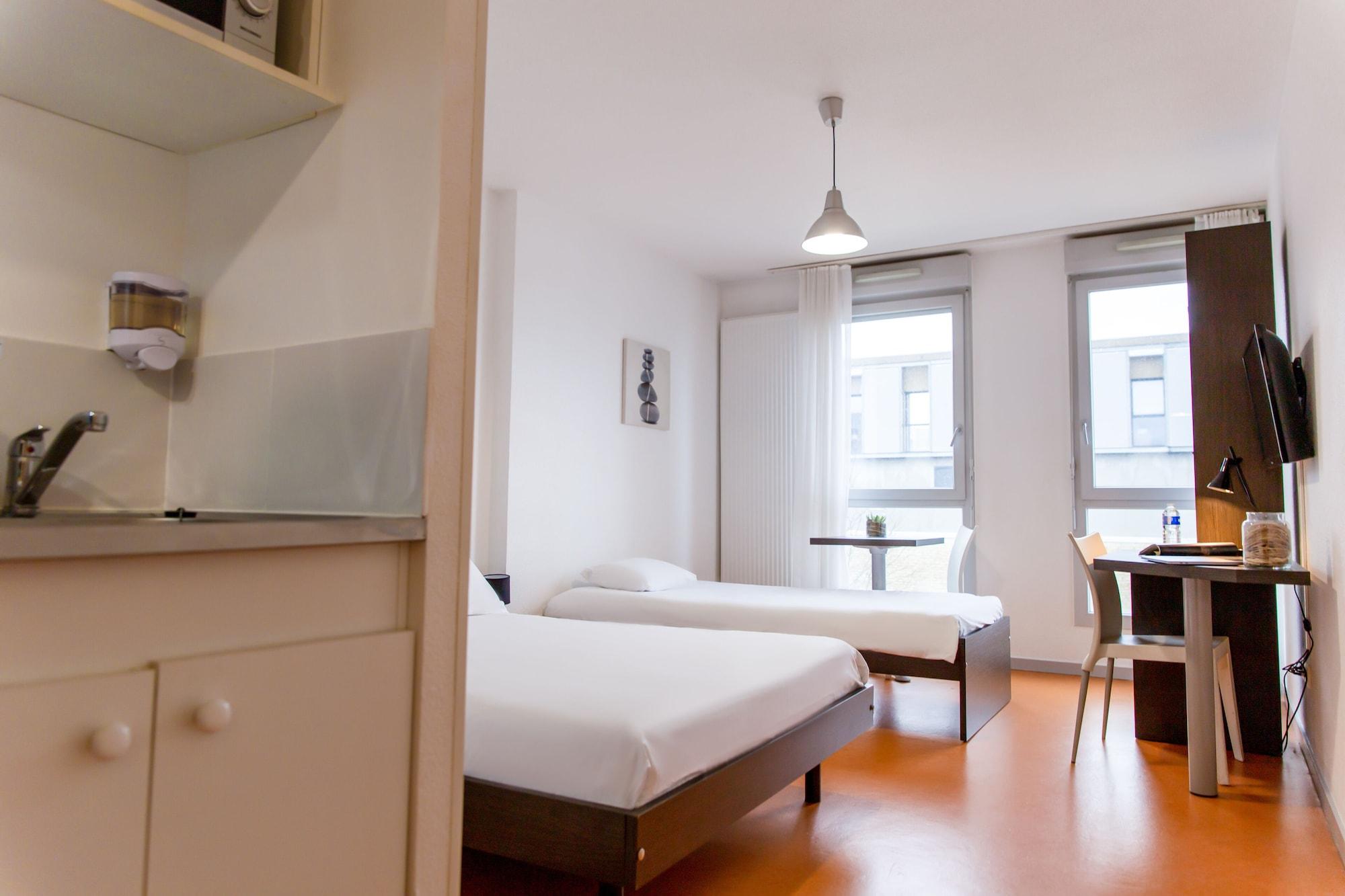 Comfort Aparthotel Besancon Hauts Du Chazal Exterior photo